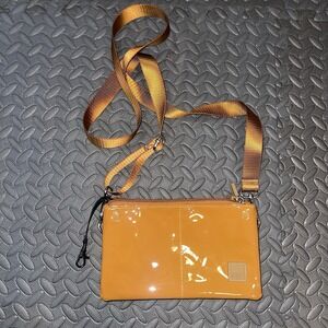 IHKWIP Triple Entry Quilted Crossbody Shoulder Strap Bag Patent Caramel